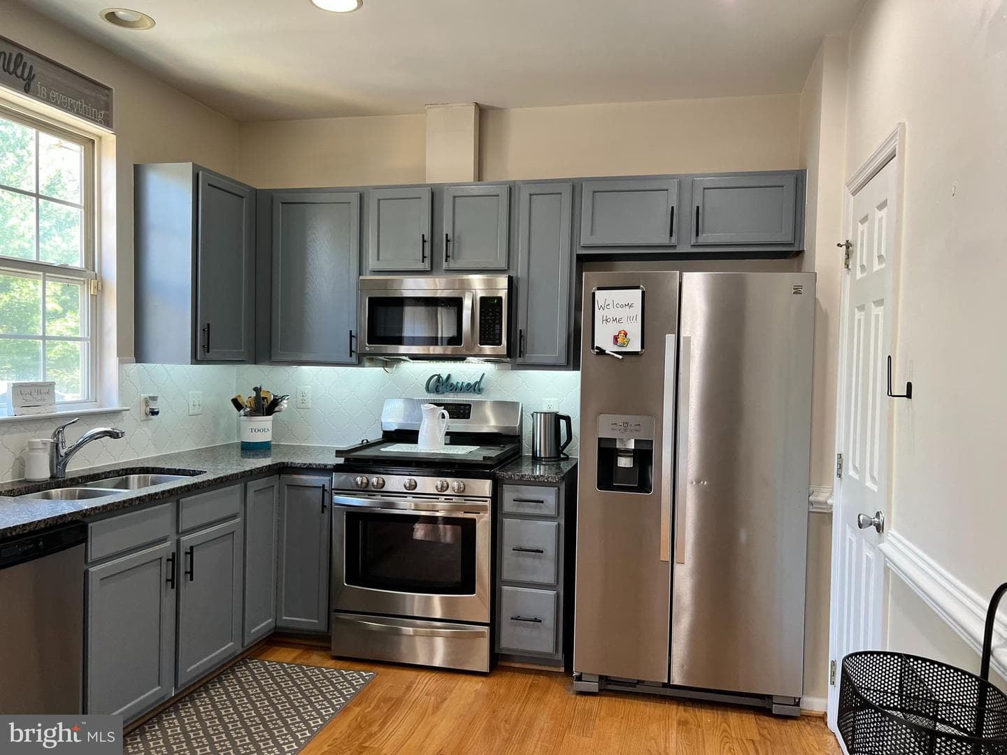 12039 Elliots Oak Place photo 6
