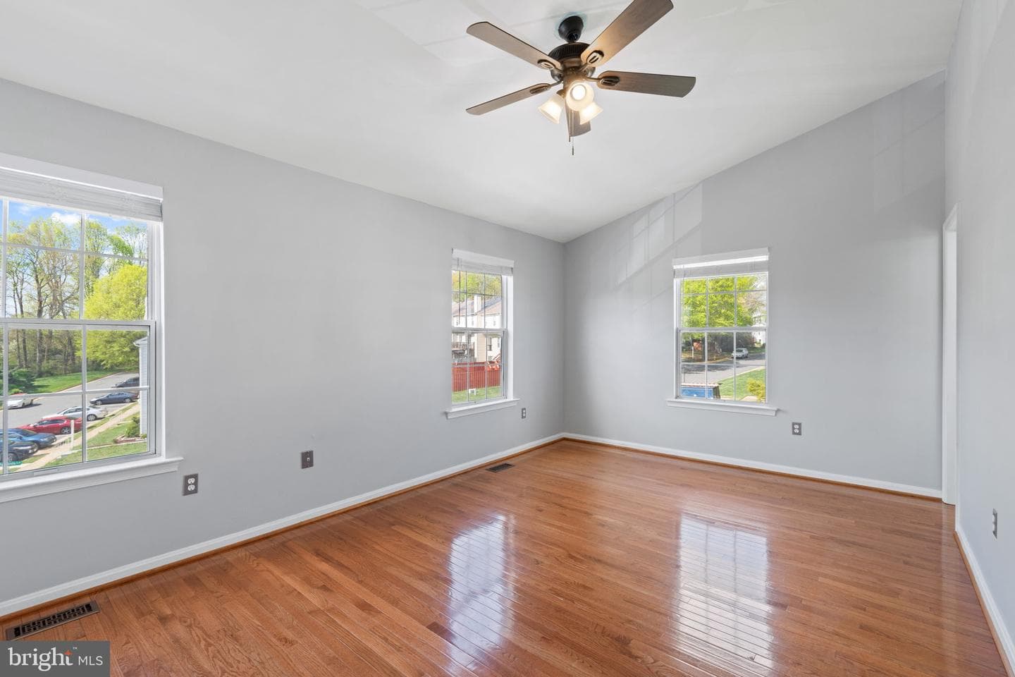 12881 Hyannis Lane photo 15