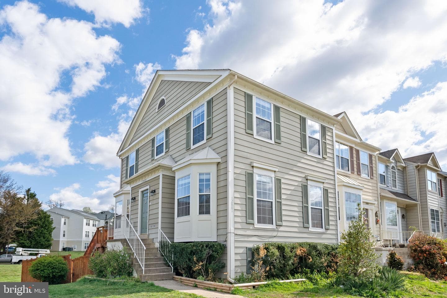 12881 Hyannis Lane photo 2