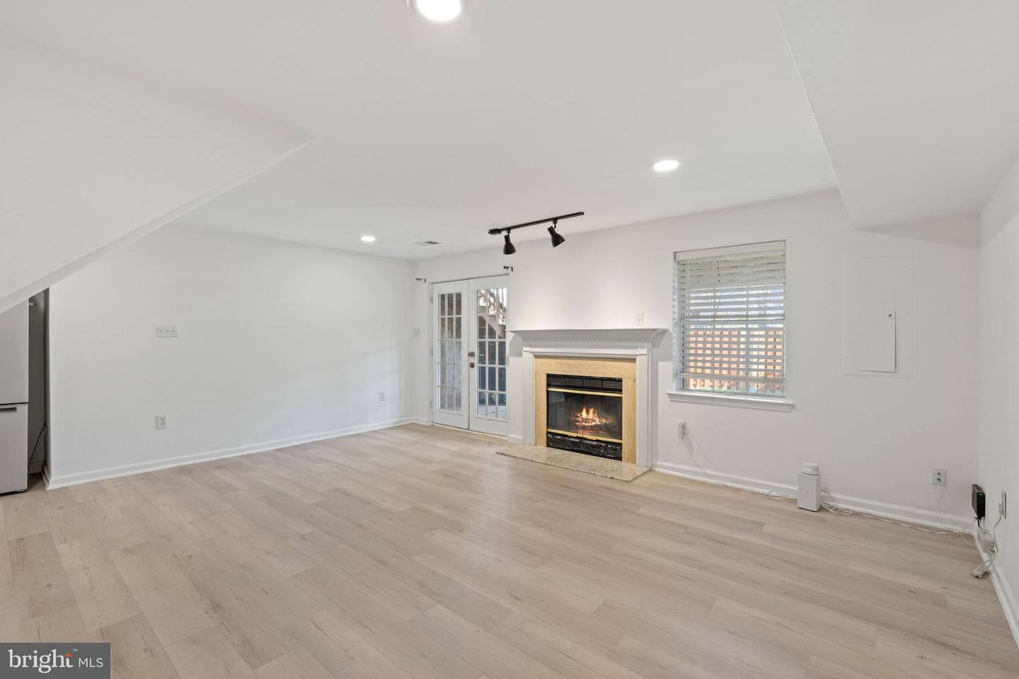 12881 Hyannis Lane photo 22
