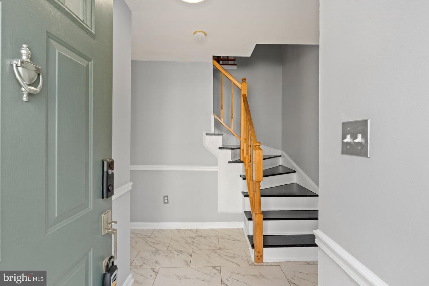 12881 Hyannis Lane photo 4
