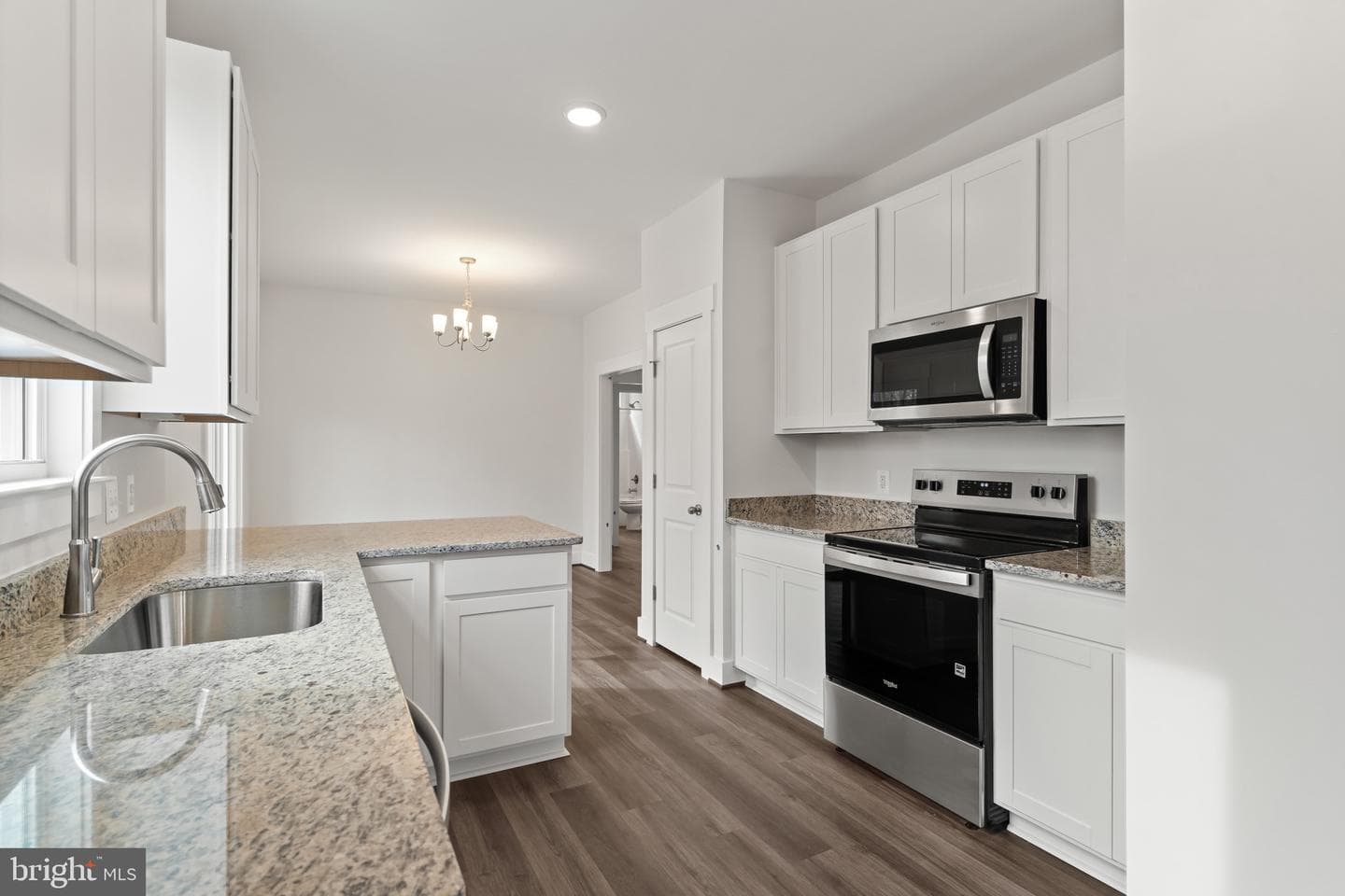 6735 Beverly Road photo 13