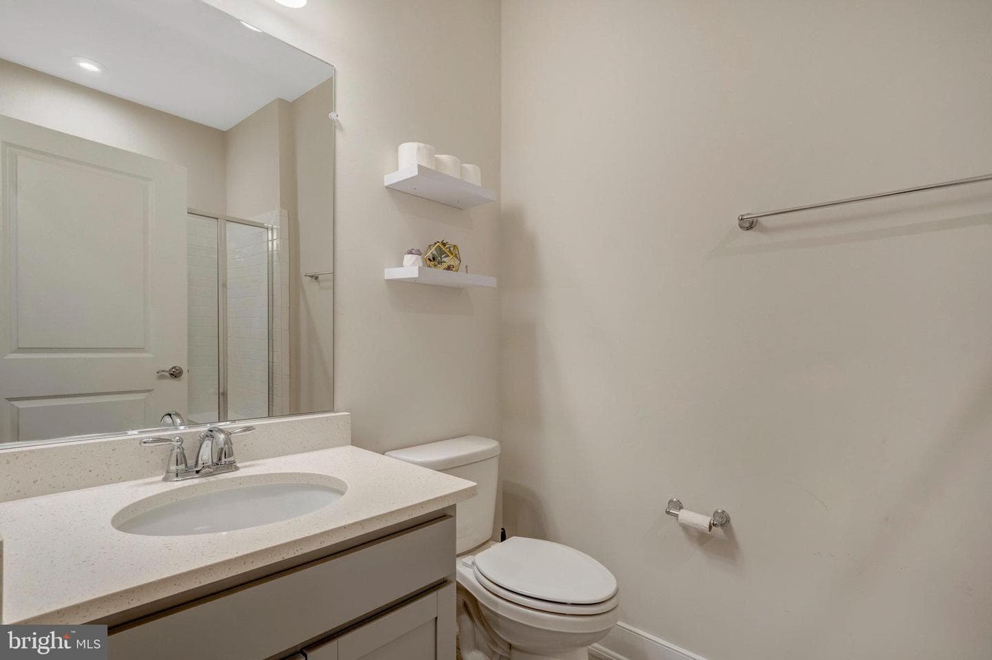 2109 Blue Mockingbird Lane photo 23