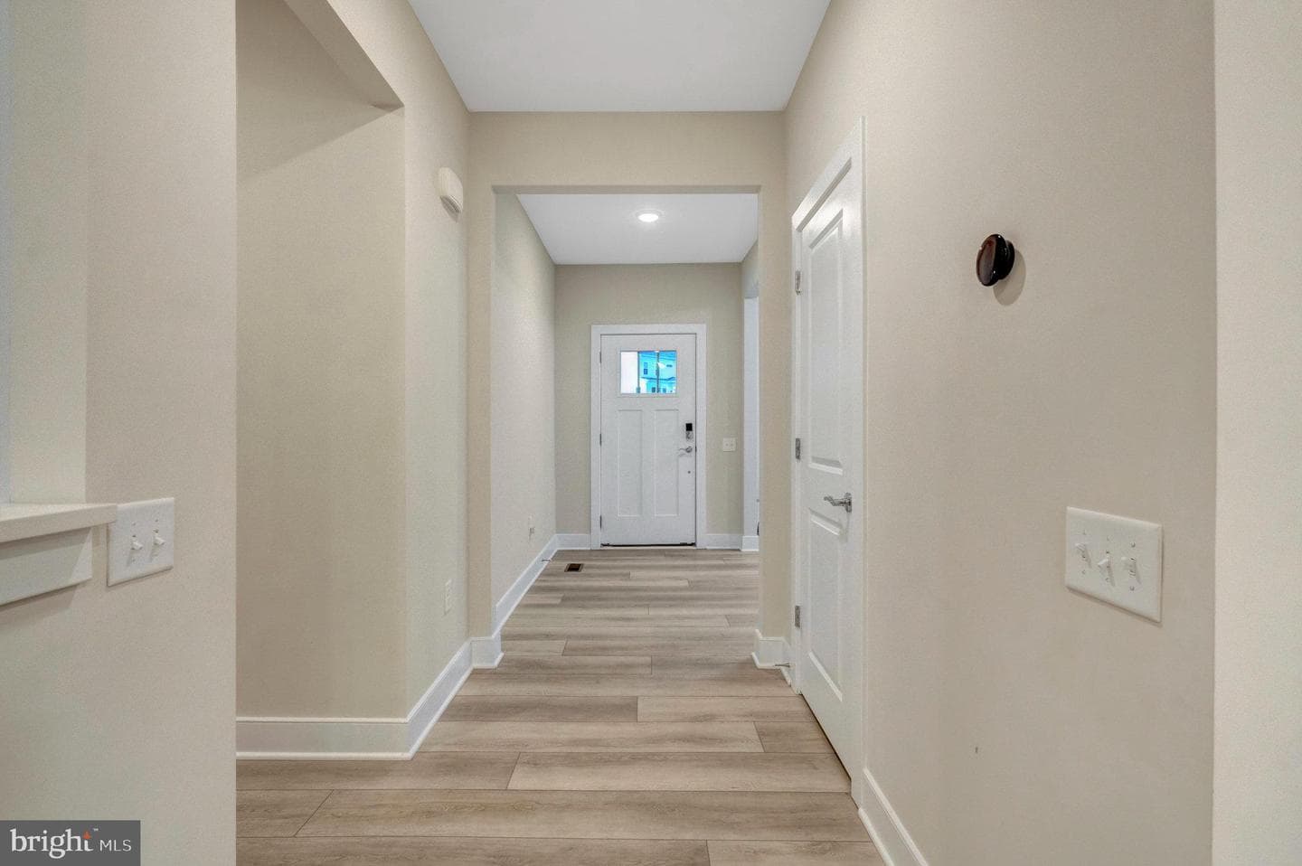 2109 Blue Mockingbird Lane photo 4
