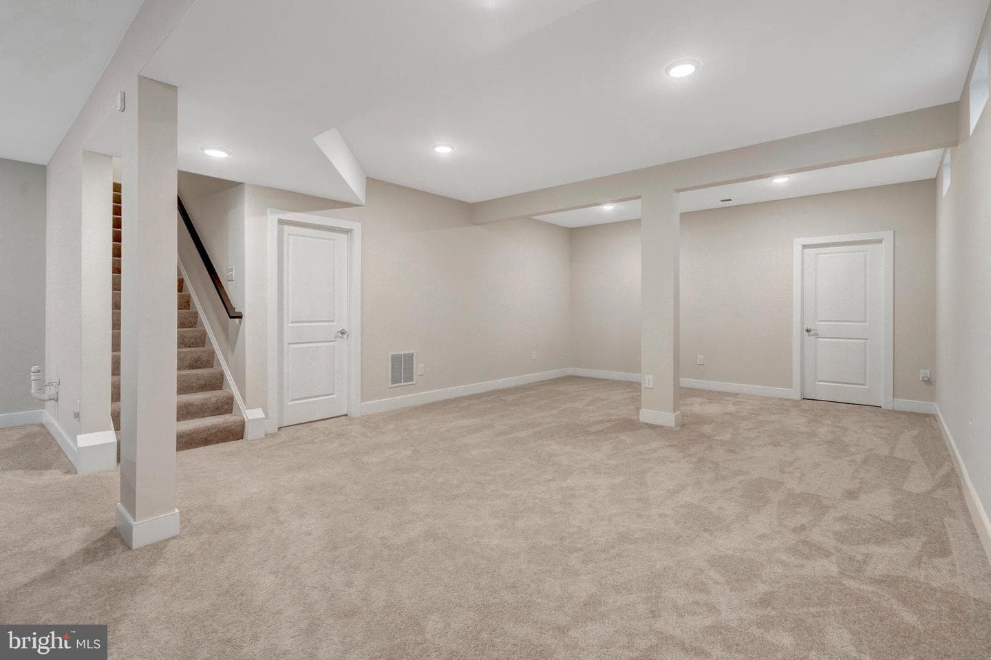 2109 Blue Mockingbird Lane photo 45