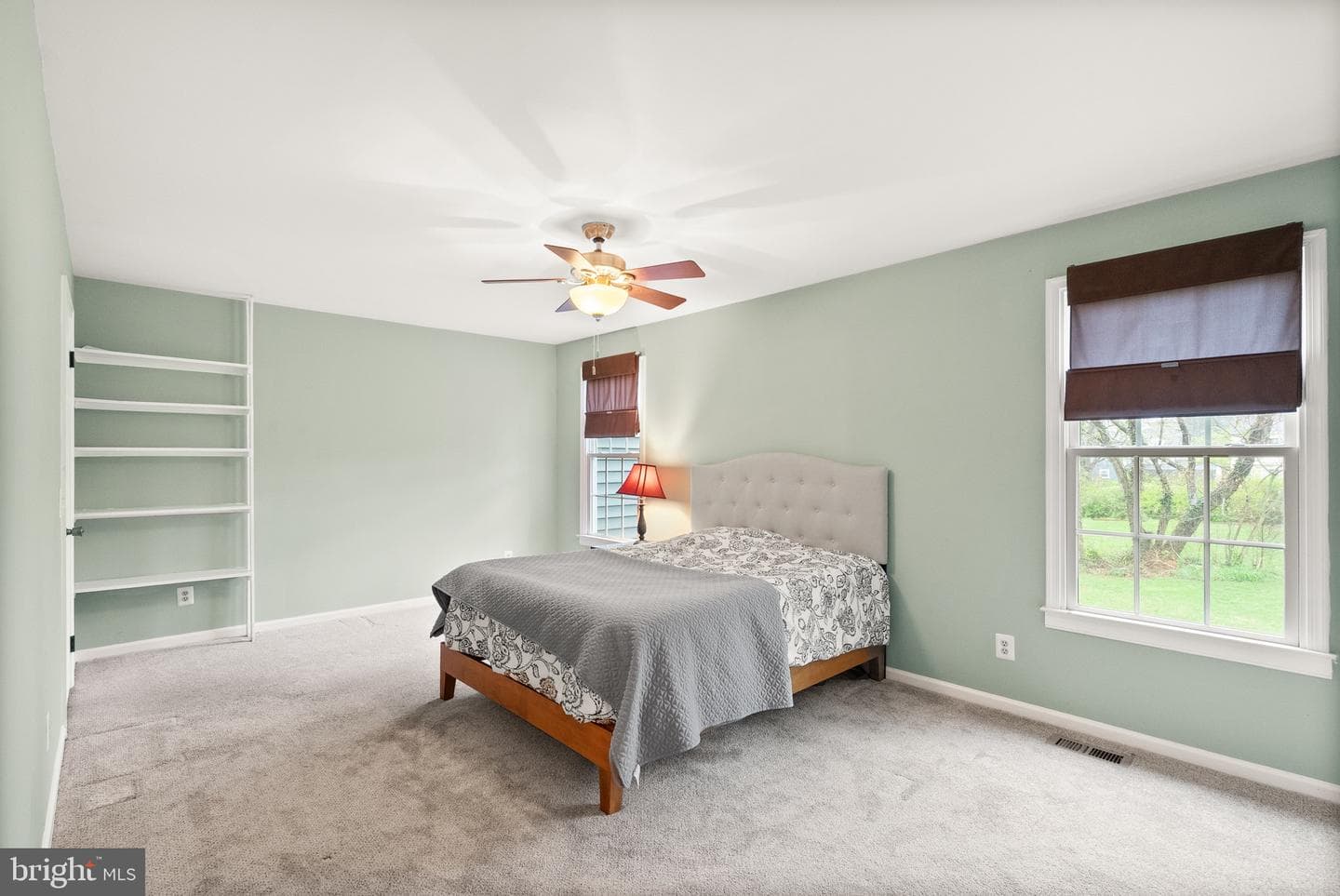 9509 Country Roads Lane photo 18