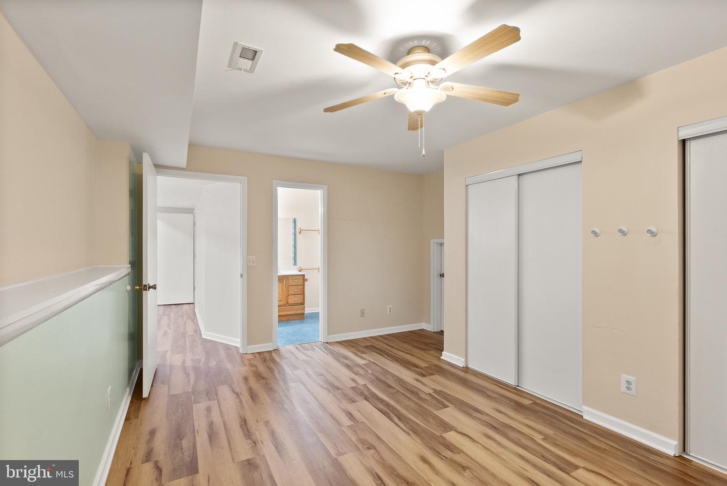 9509 Country Roads Lane photo 33