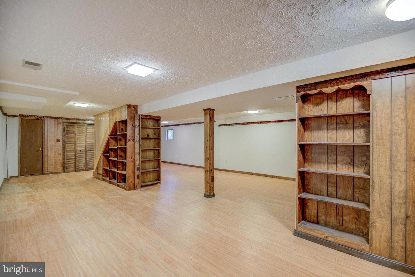 8154 Blandsford Drive photo 35