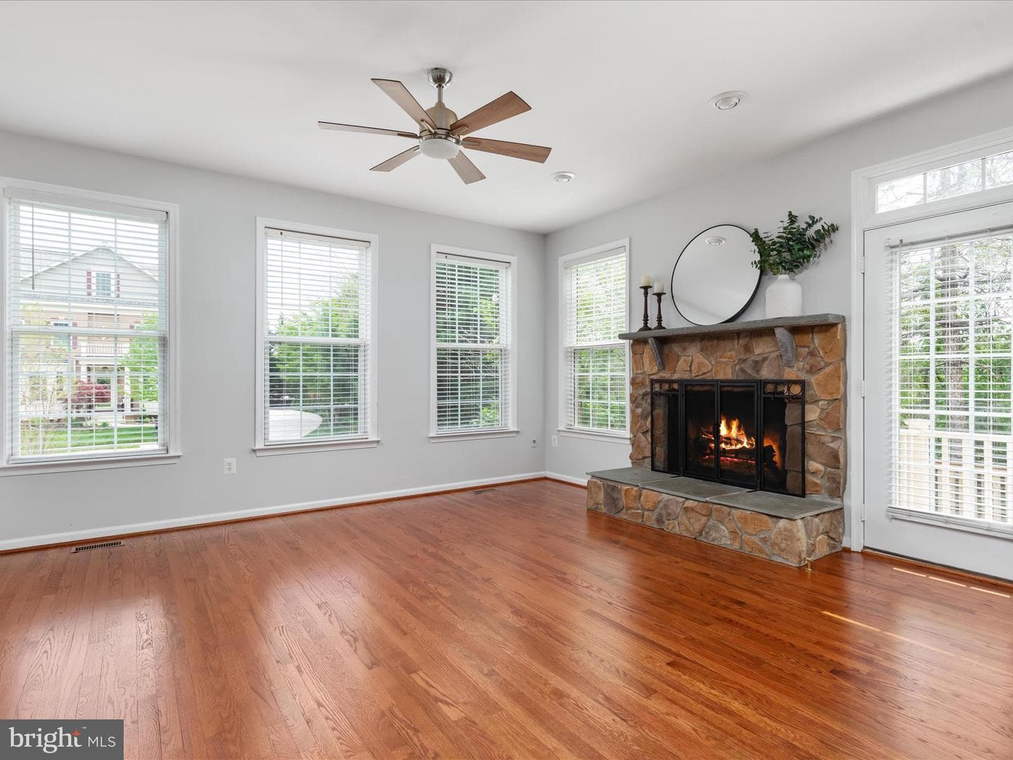 14901 Southern Crossing Street photo 8