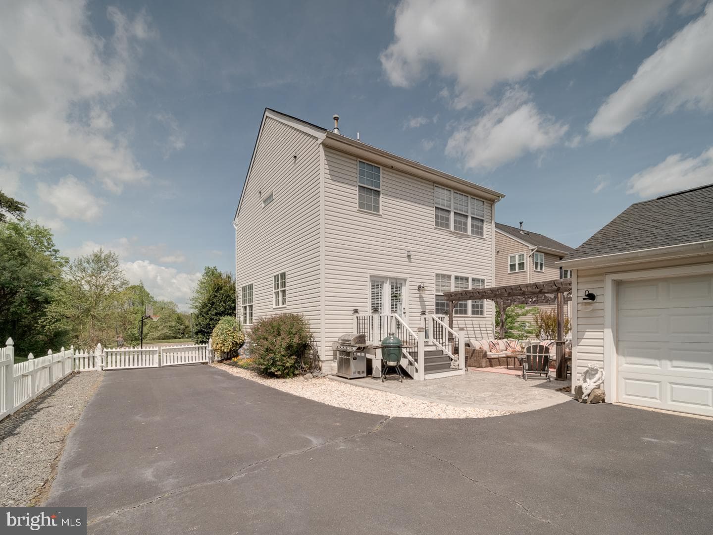 9477 Cromarty Court photo 29