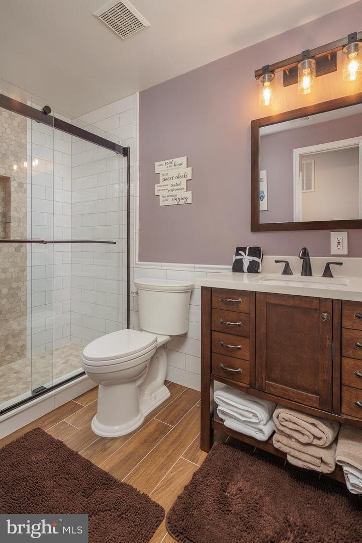 12501 Chippenham Court photo 44