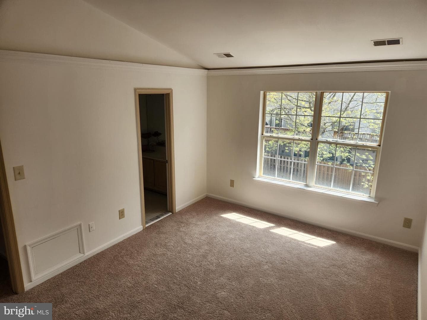 12891 Titania Way photo 4