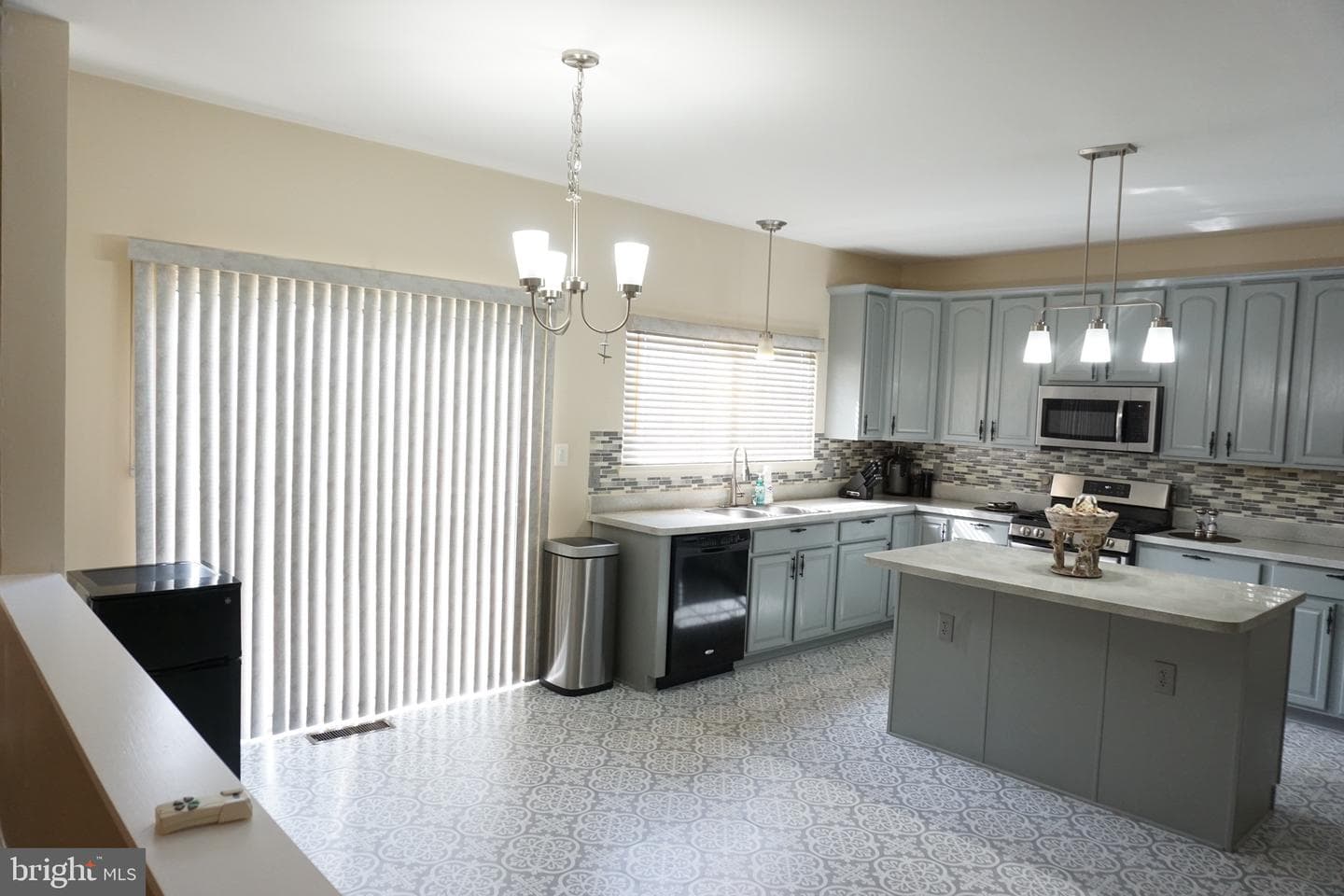 3007 Desert Palm Court photo 14