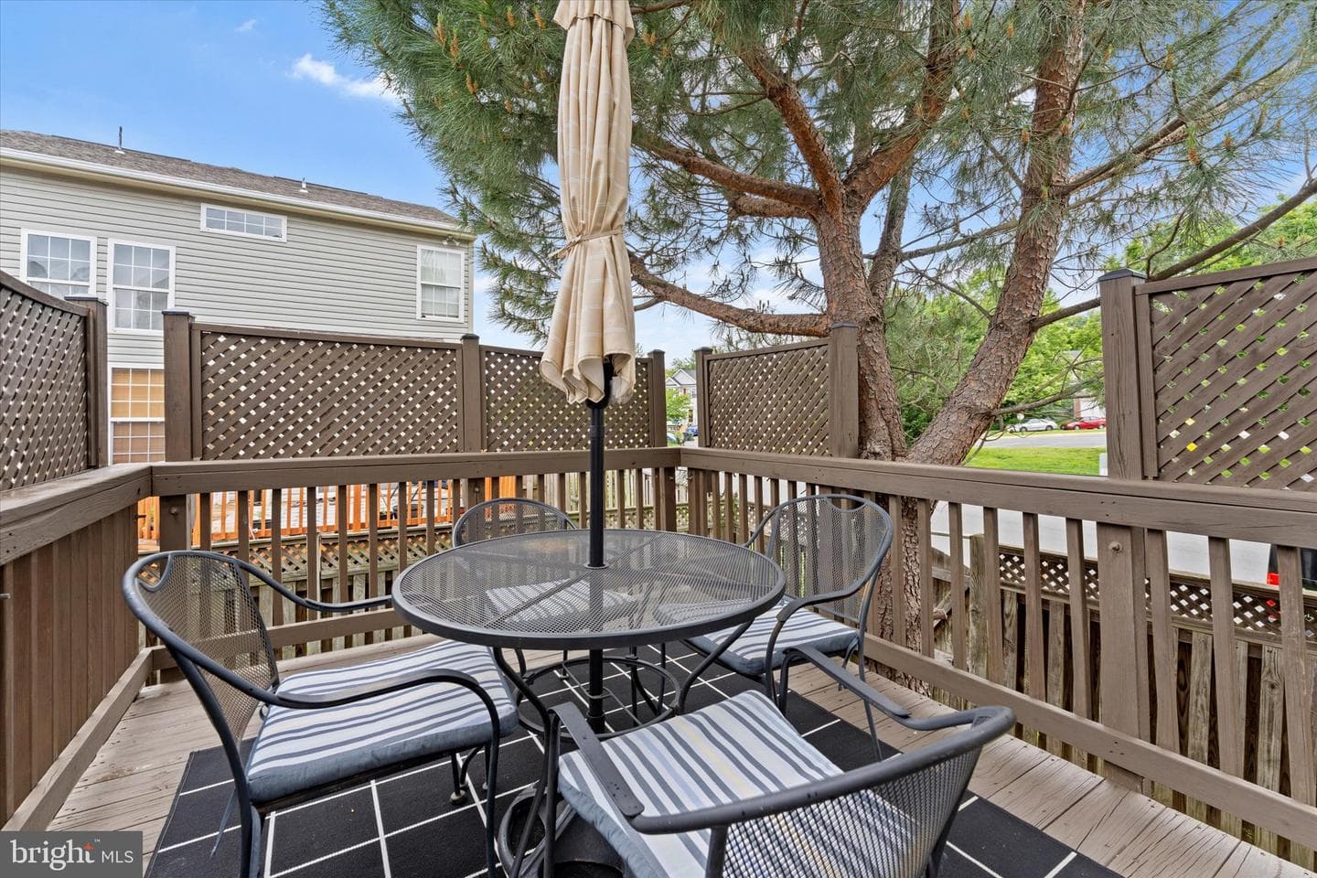 6780 Hollow Glen Court photo 18
