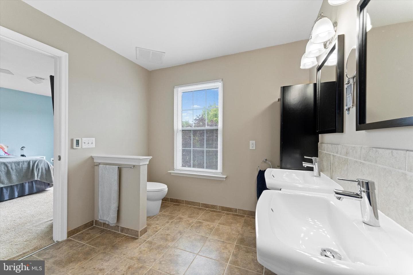 6780 Hollow Glen Court photo 26