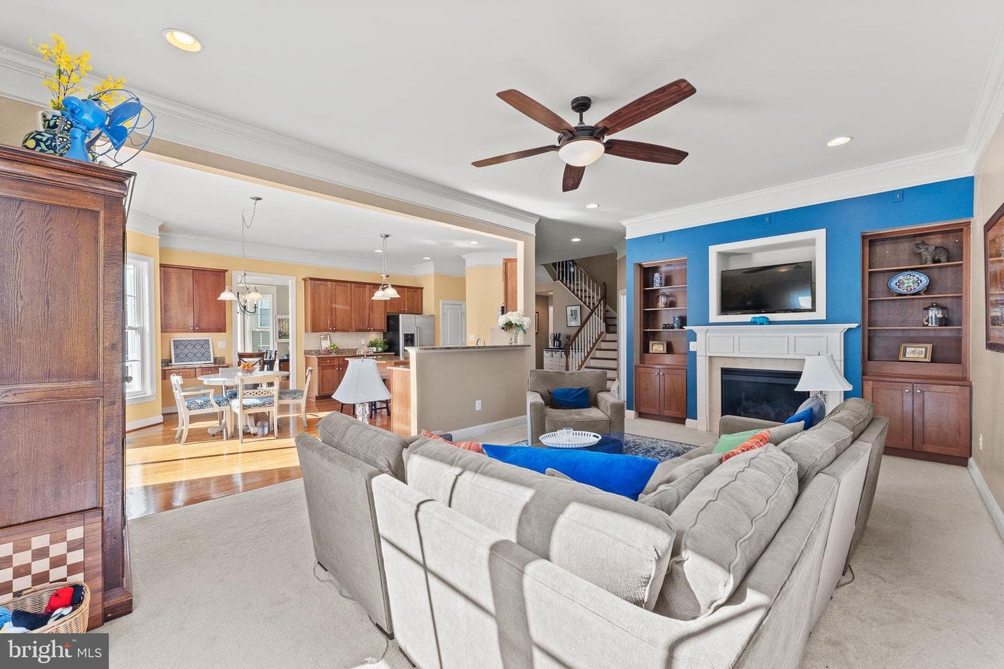 9338 Falling Water Drive photo 23