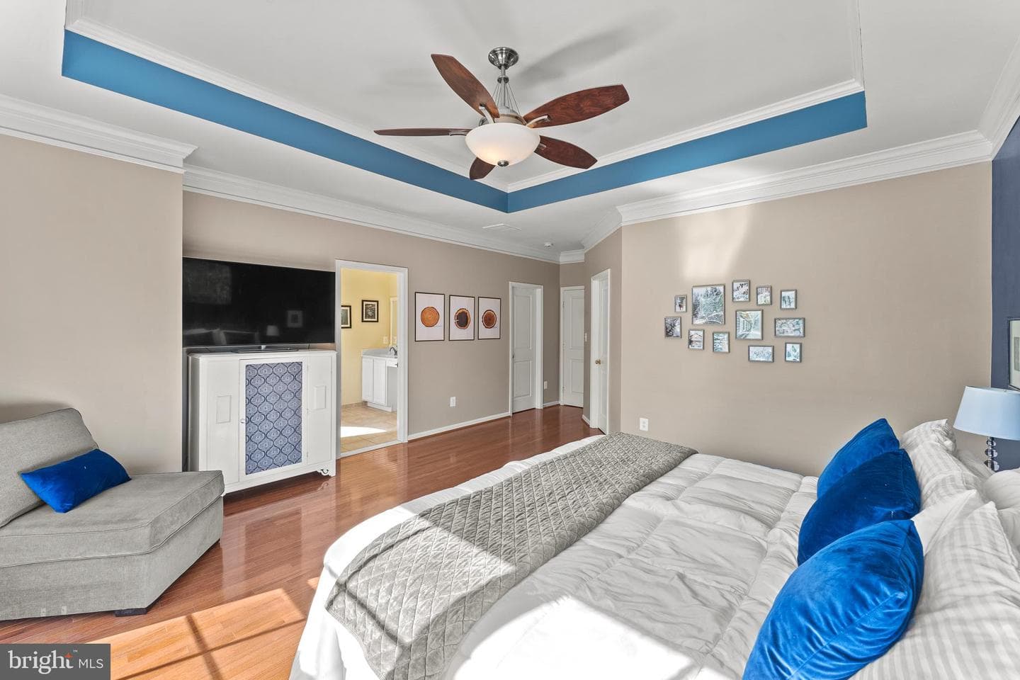 9338 Falling Water Drive photo 40