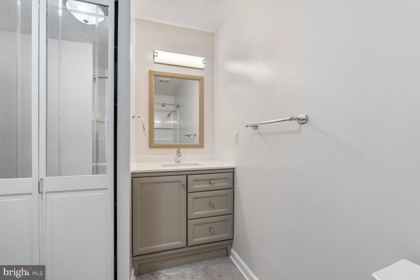 8701 McGrath Road photo 21