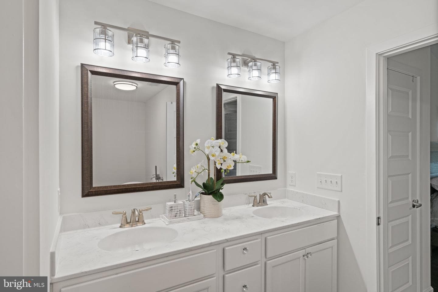 8032 Cobb Road photo 27