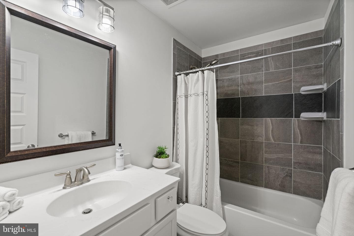 8032 Cobb Road photo 37