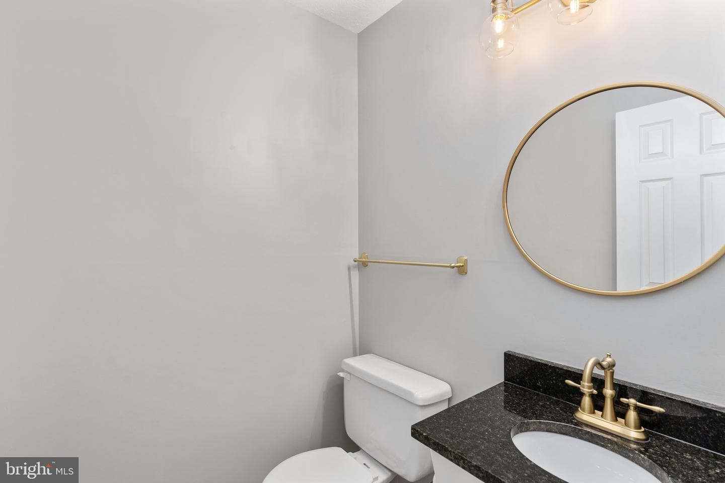 15685 Thistle Court photo 15
