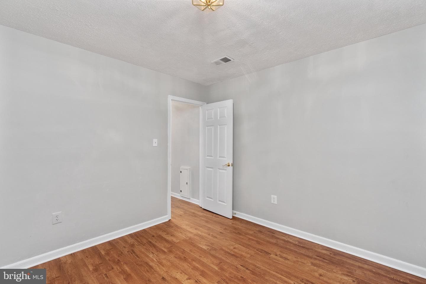 15685 Thistle Court photo 38