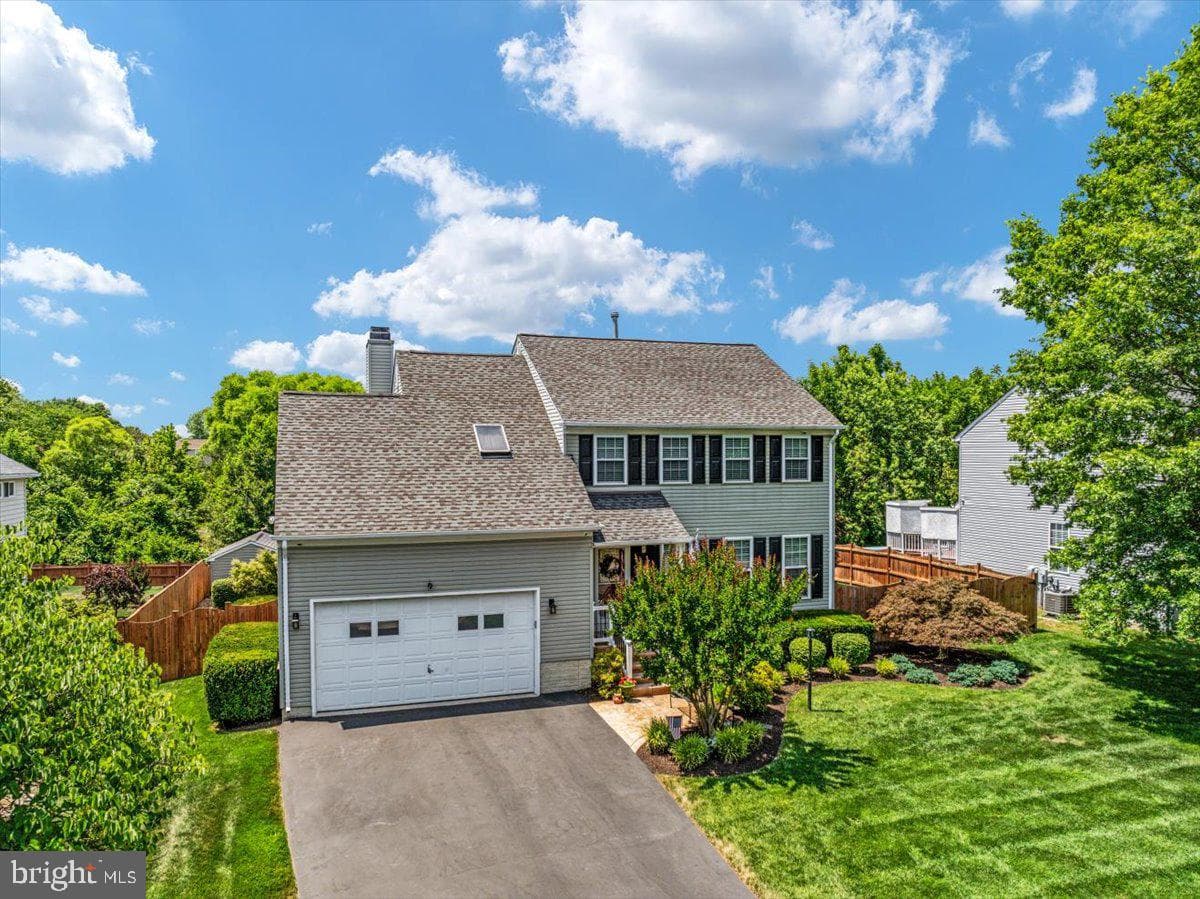 8236 Sunset Drive photo 2