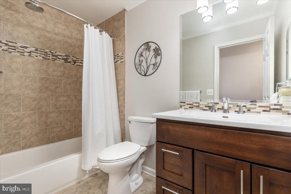 8236 Sunset Drive photo 35