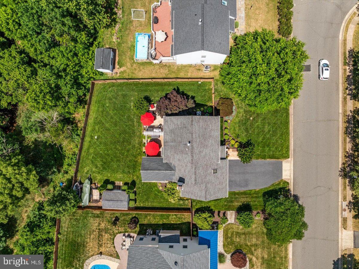 8236 Sunset Drive photo 50