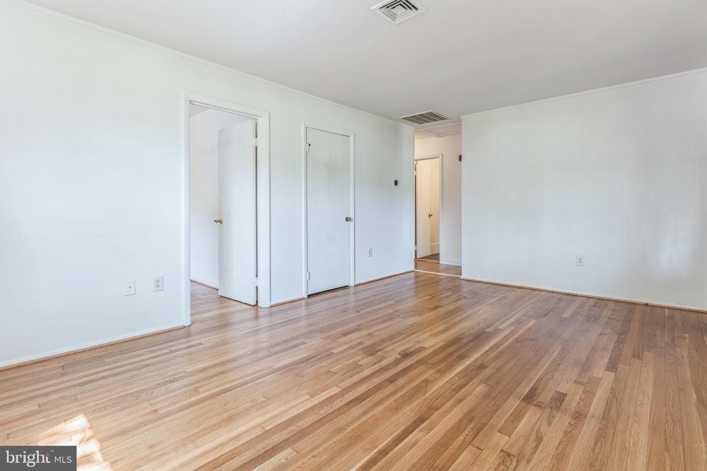 9410 Spotsylvania Street photo 4