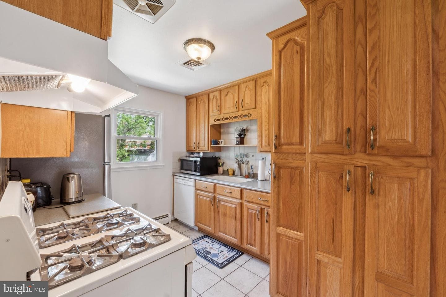 7904 Clifton Street photo 12