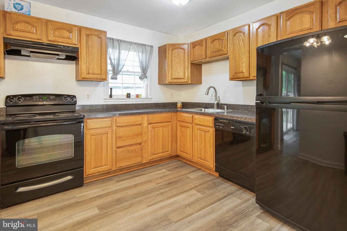 13537 Delaney Road photo 13