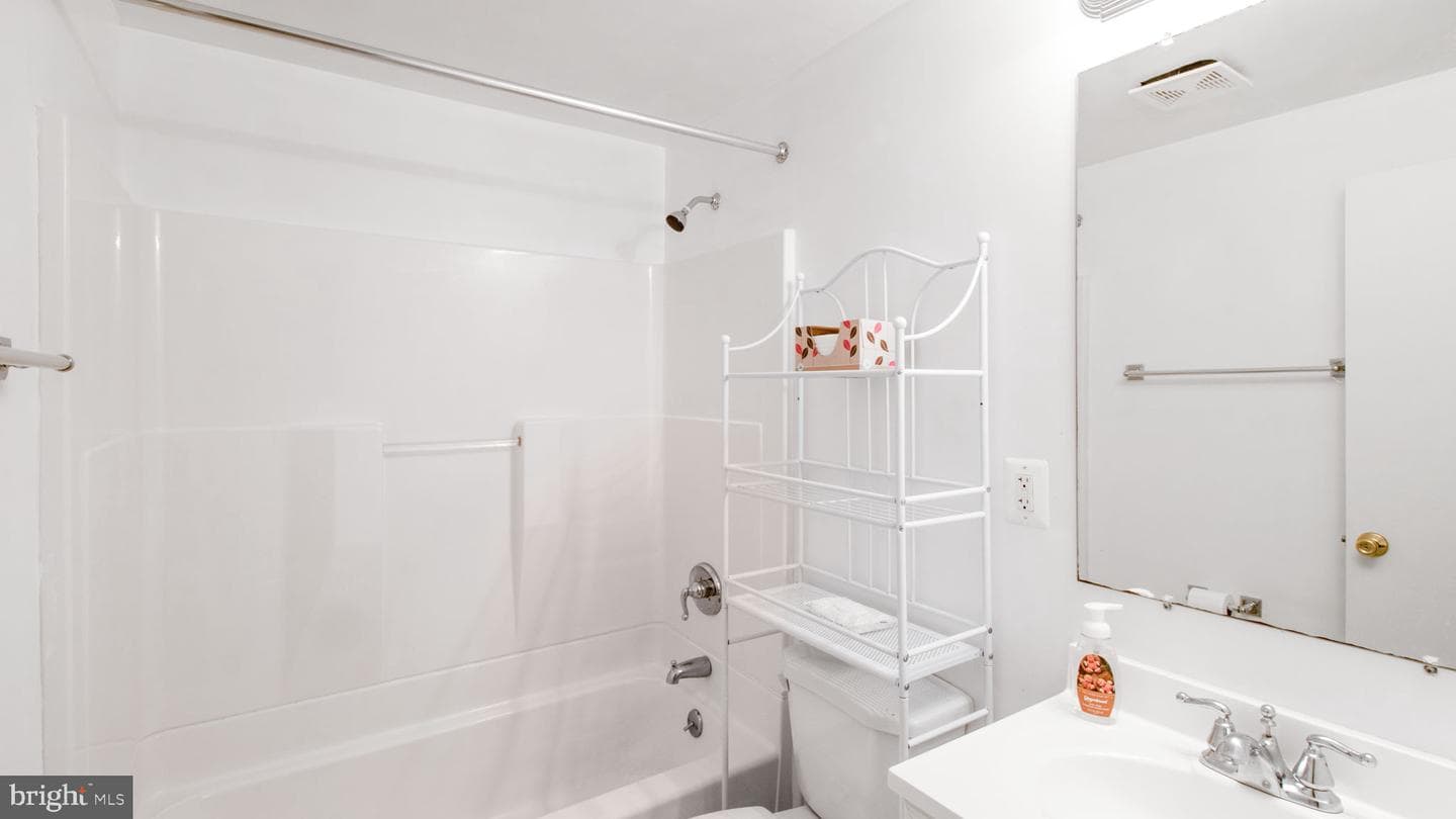 13537 Delaney Road photo 25