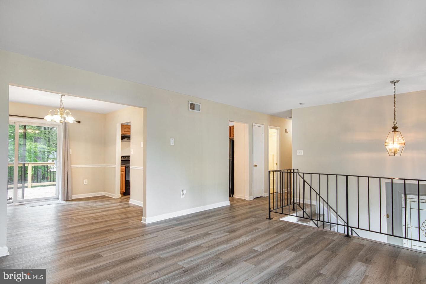 13537 Delaney Road photo 4