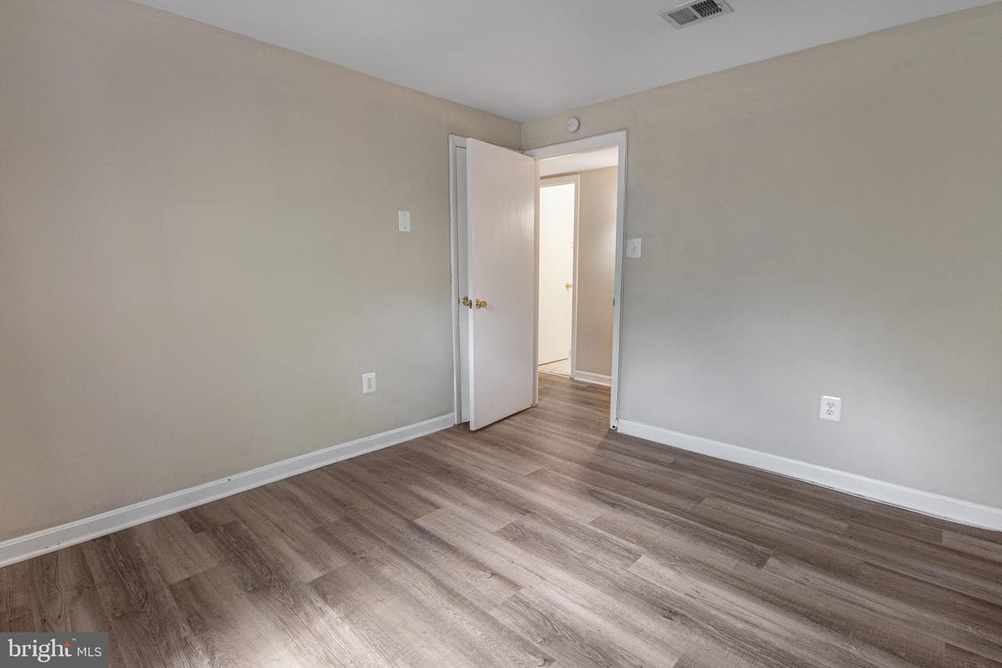 13537 Delaney Road photo 44