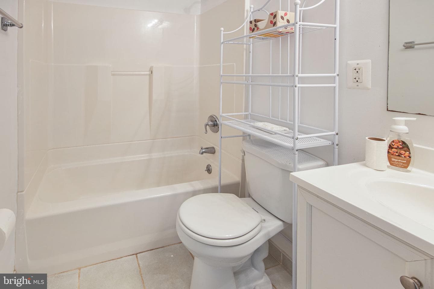 13537 Delaney Road photo 47