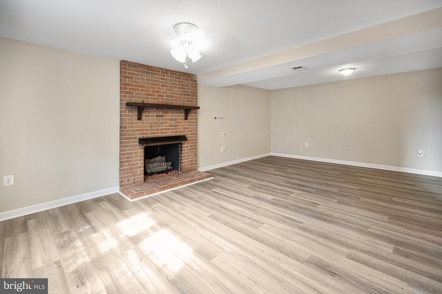 13537 Delaney Road photo 53