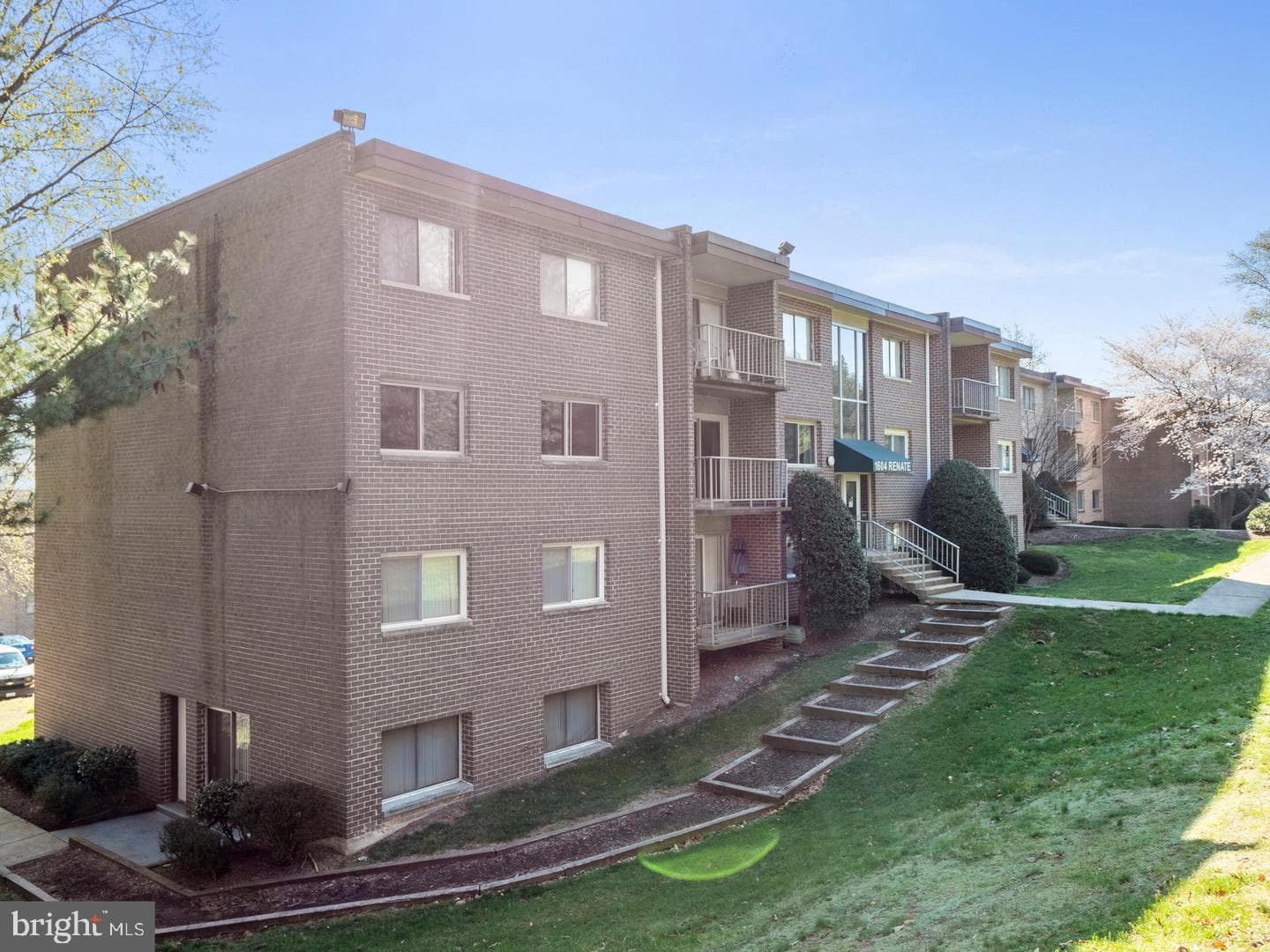 1604 Renate Drive #t2 photo 2