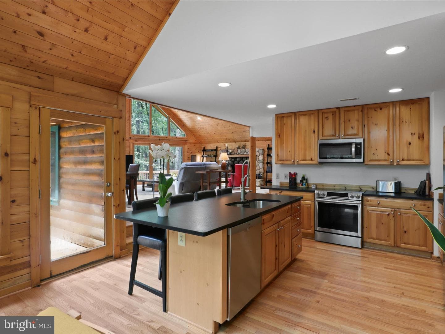 16091 Gossum Court photo 22