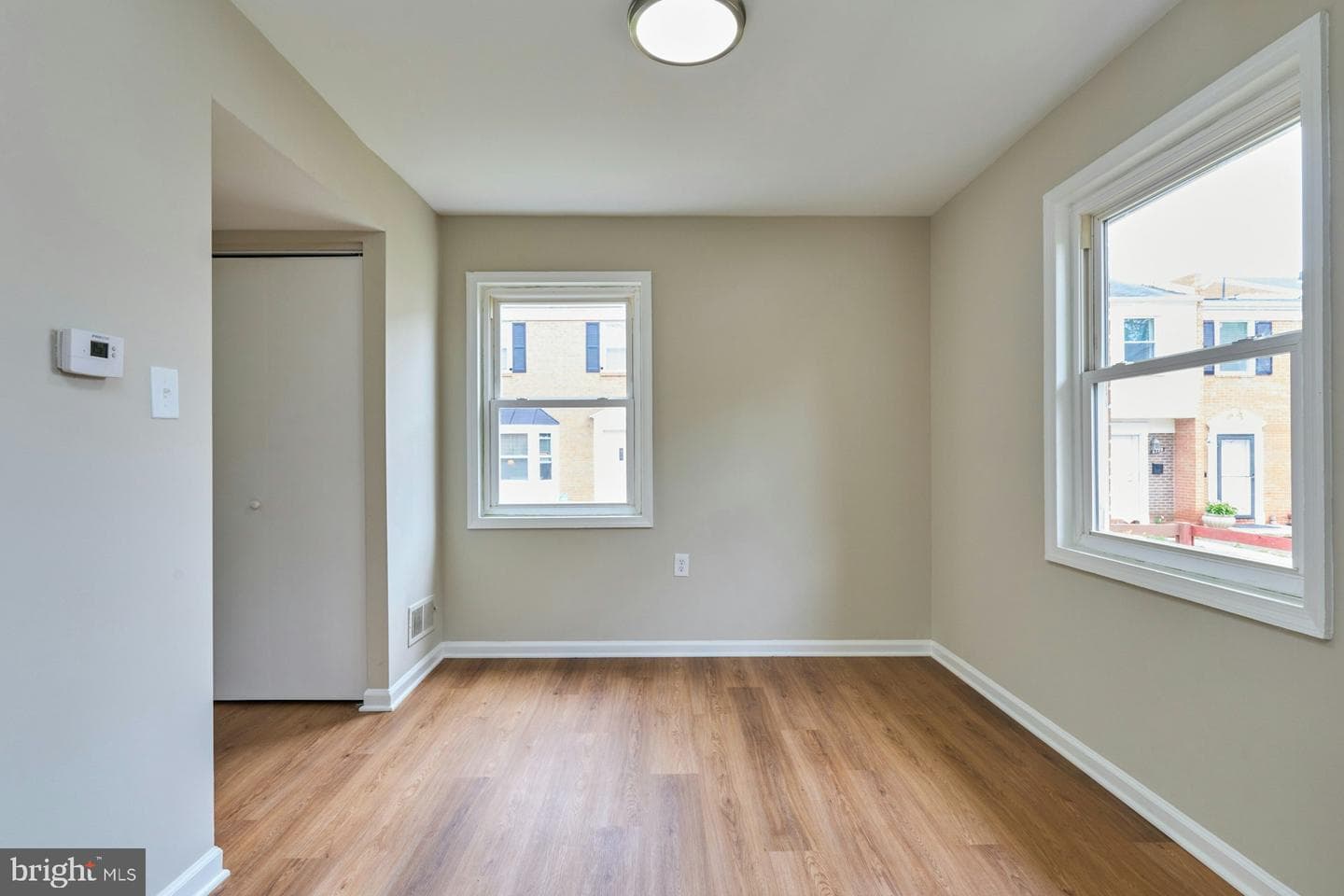 8321 Irongate Way photo 12