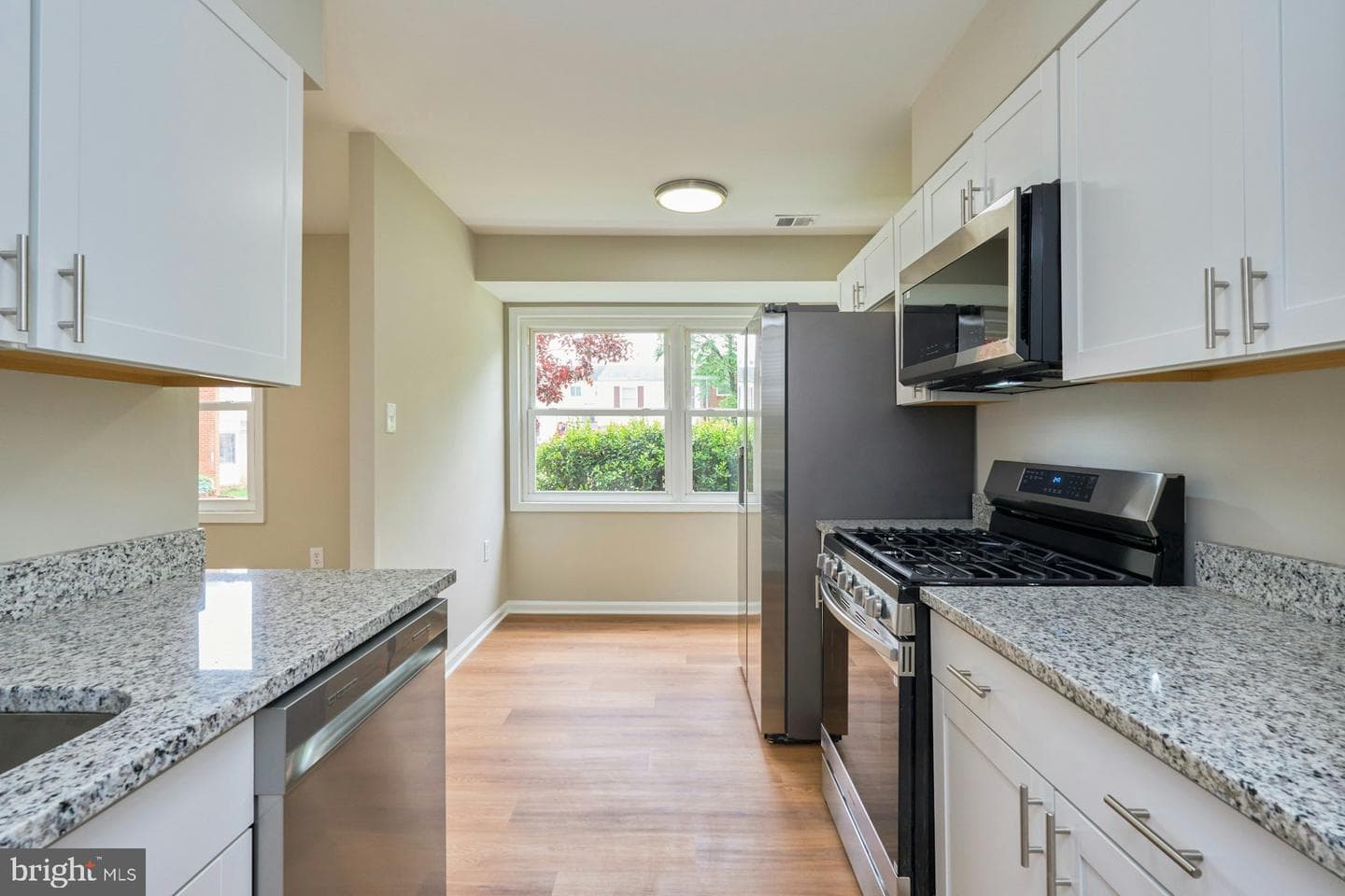 8321 Irongate Way photo 15
