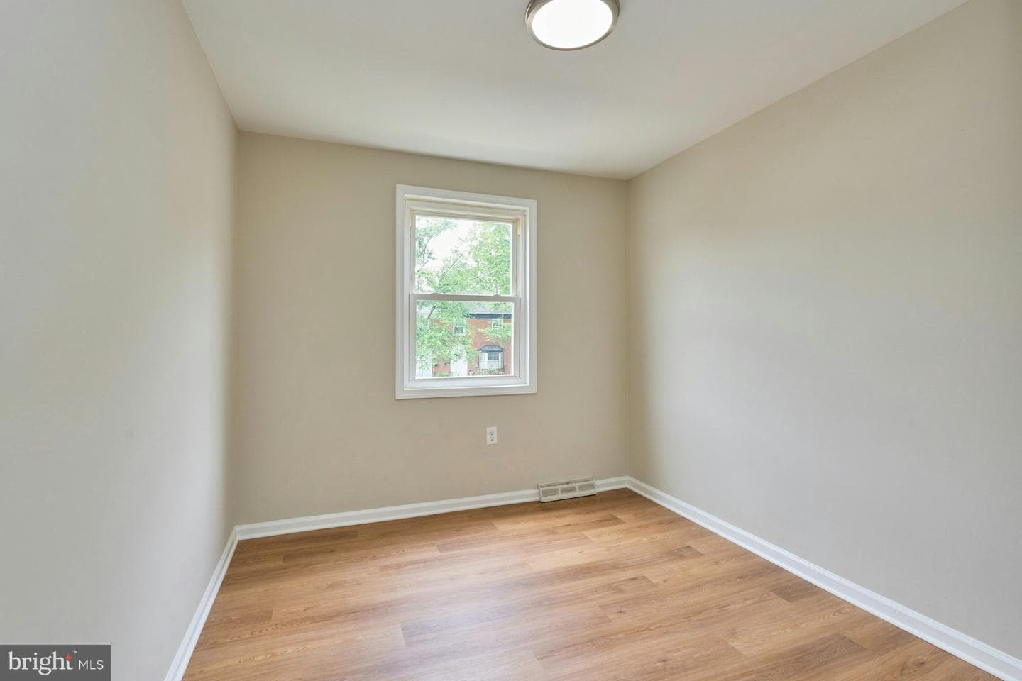 8321 Irongate Way photo 24