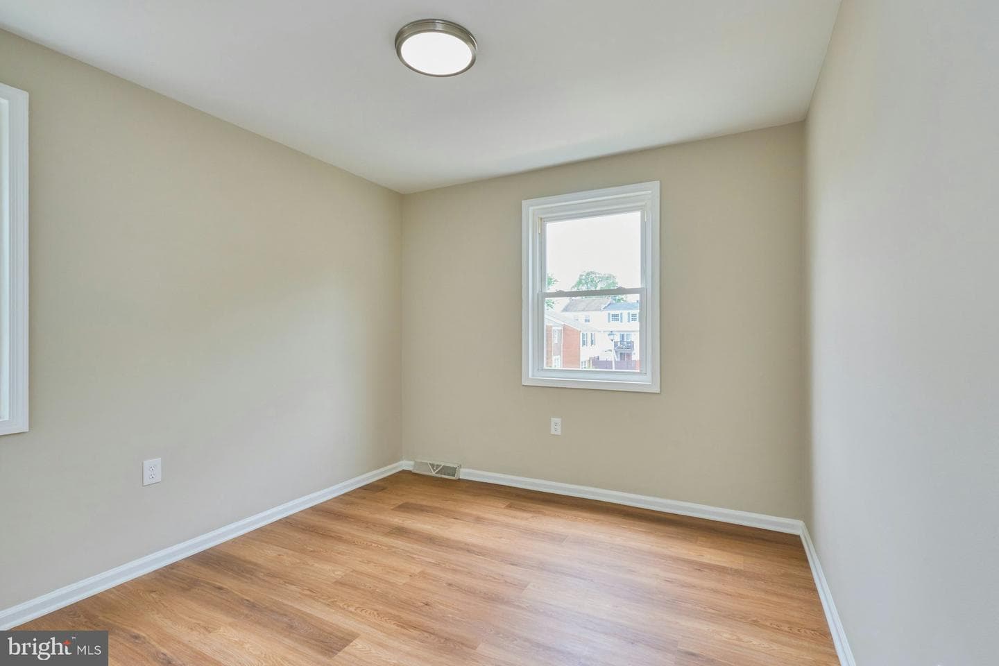 8321 Irongate Way photo 26