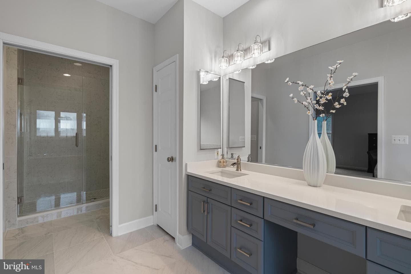 13647 Van Doren Road photo 28