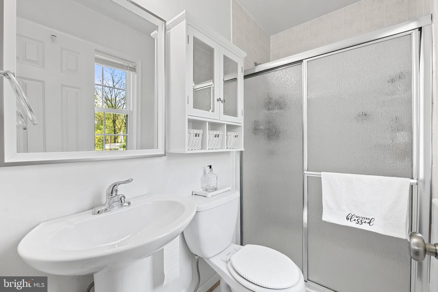 7518 Roxbury Avenue photo 7
