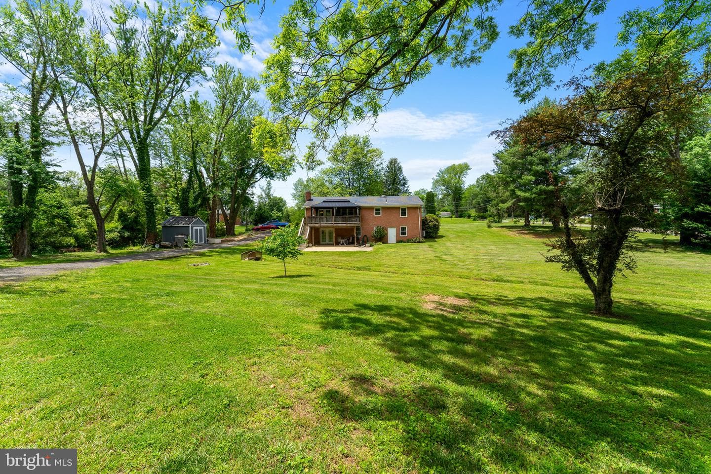 10001 Hopkins Lane photo 28