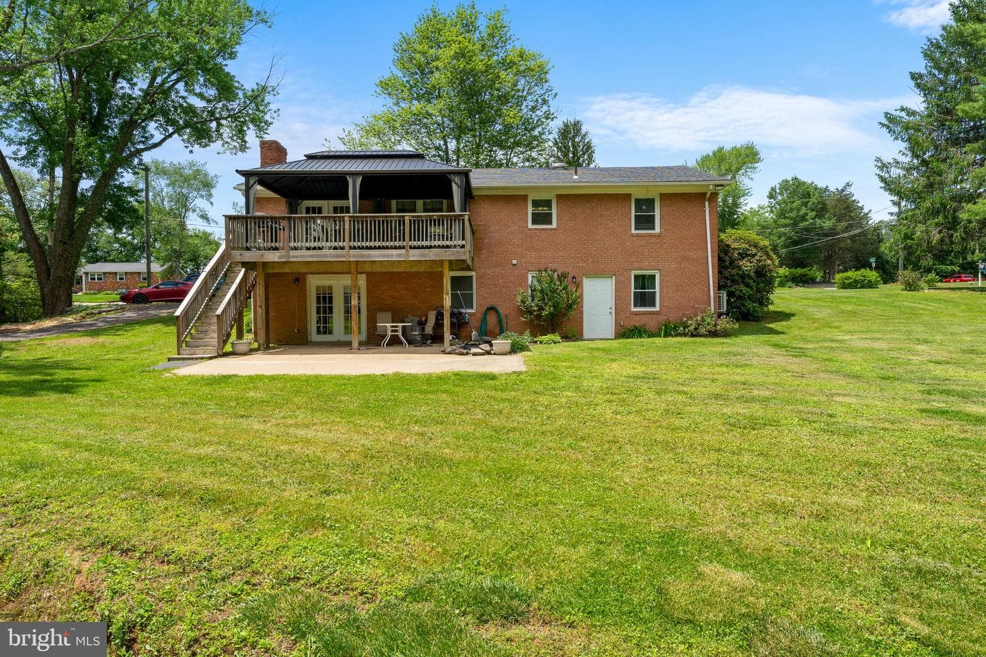 10001 Hopkins Lane photo 29