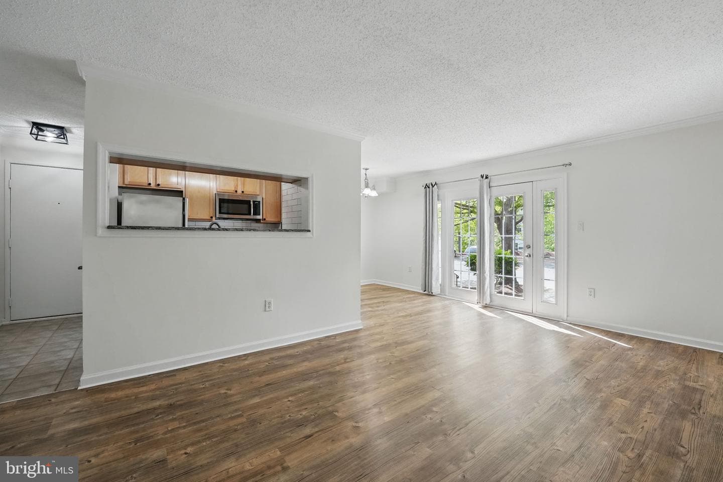 15645 Horseshoe Lane photo 5