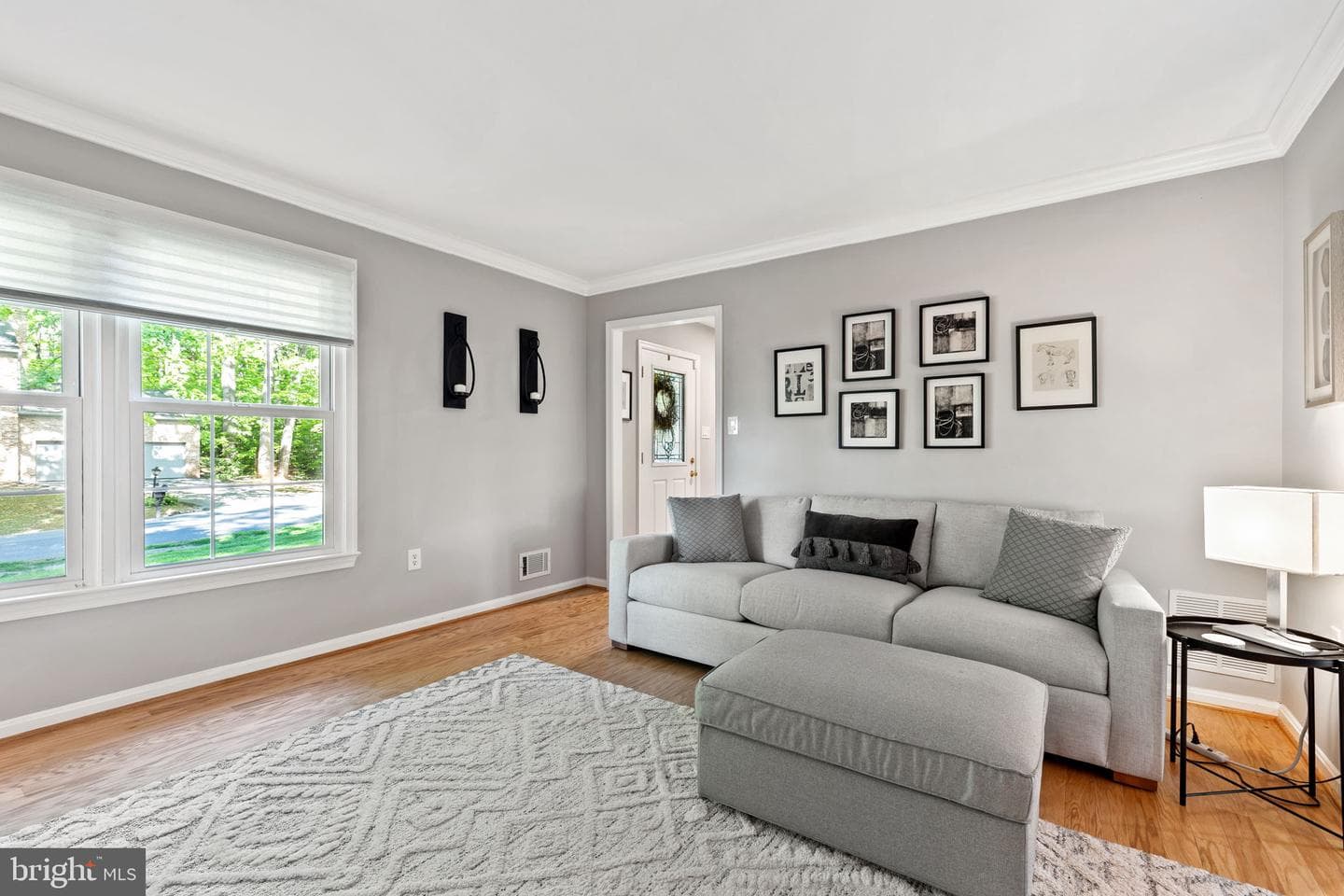 15807 Marlington Drive photo 8