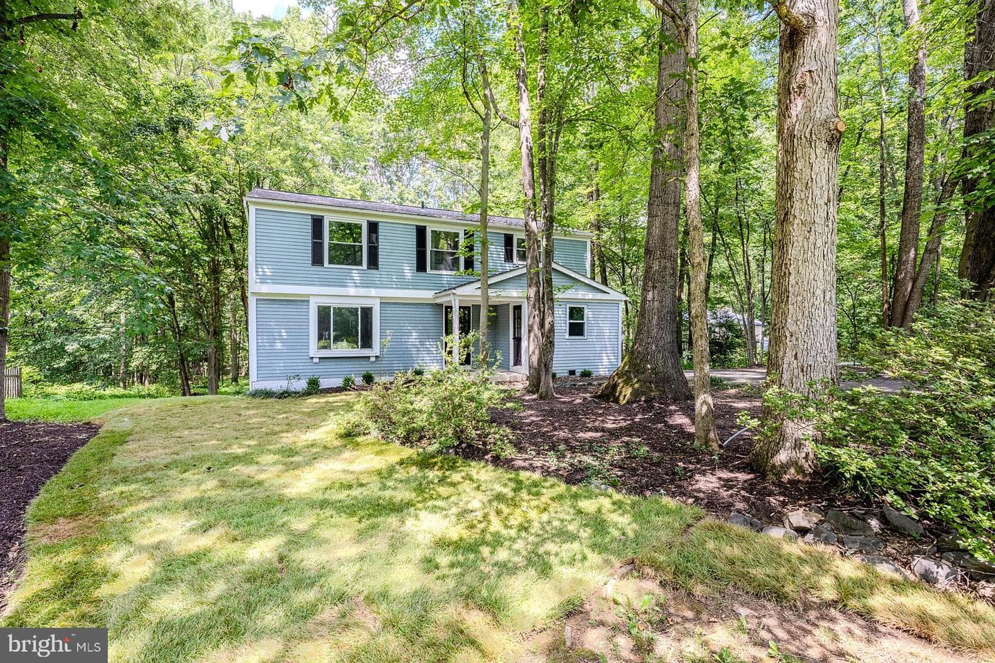 8032 Gracie Drive photo 2